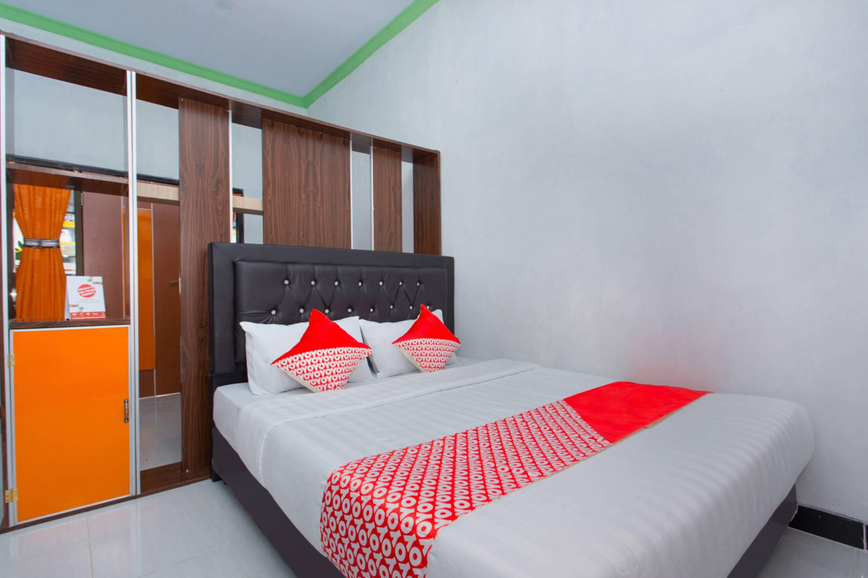 Griya Annisa Hotel Tegal  Exterior photo