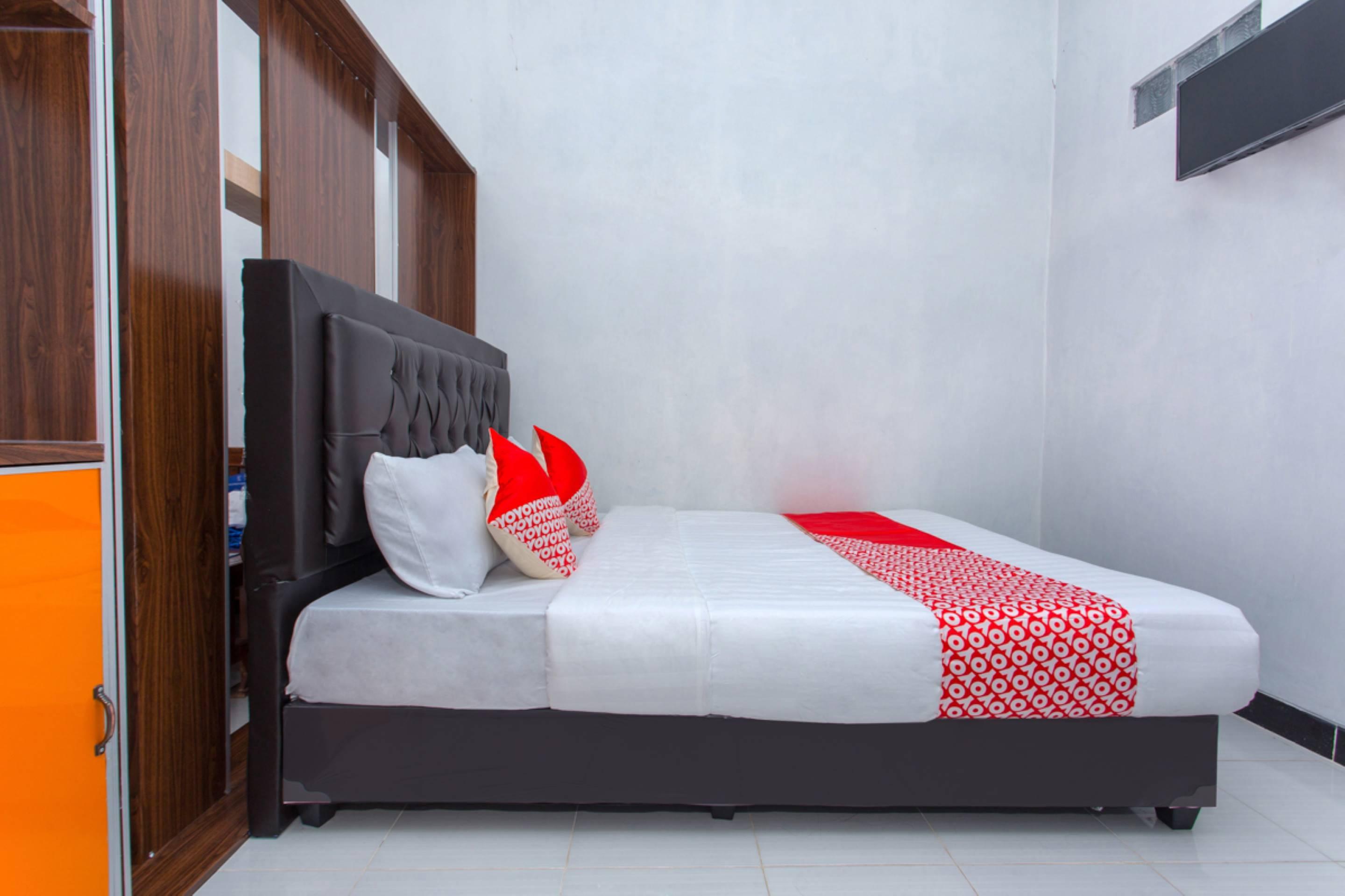 Griya Annisa Hotel Tegal  Exterior photo